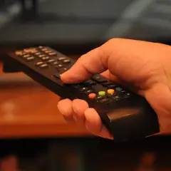 Ile prądu pobiera tv i telewizory LCD? Prawdziwe koszty i zużycie energii
