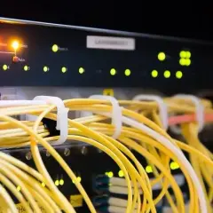 Ile prądu zużywa router i jak minimalizować koszty energii?