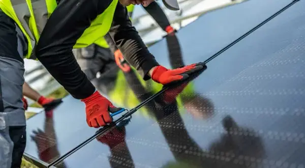 Jak wykorzystać prąd z fotowoltaiki, aby obniżyć rachunki za energię